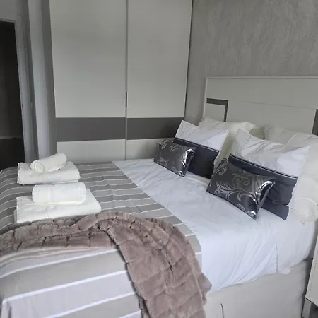 Mirador Del Pico Frentes Las Casas (Soria)